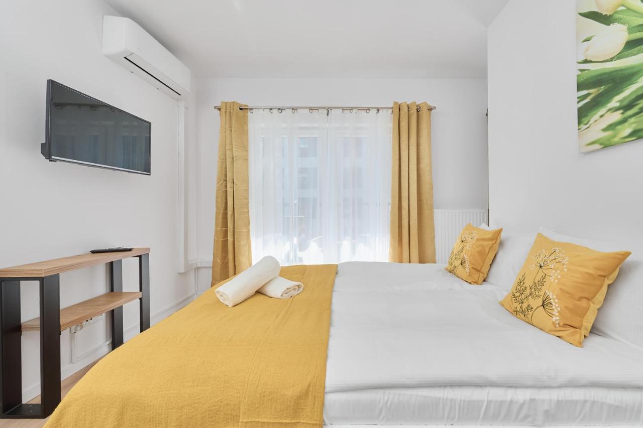 Modern Elegance Apartments Wroclaw With Ac By Noclegi Renters 외부 사진